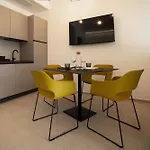 Aura Apartment