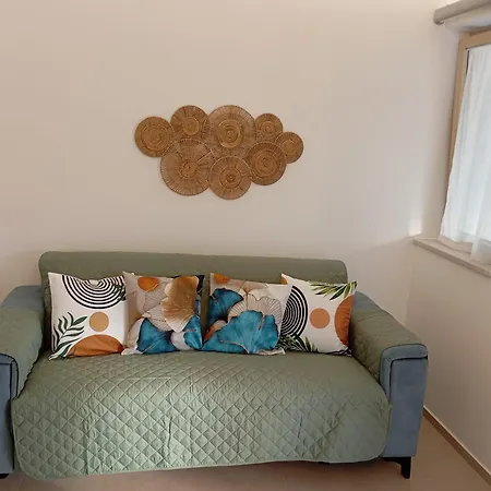 Apartment Aura
