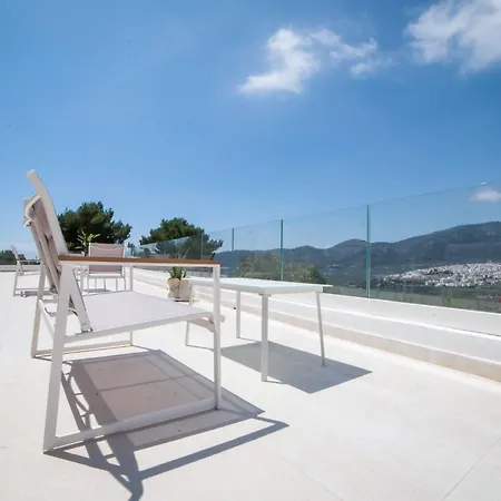 Aura Apartment